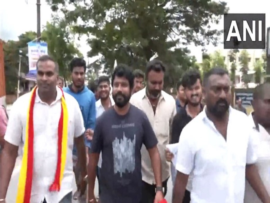 Cauvery protests: Actor-director Prem extends support to pro-Kannada organisations Cauvery protests: Actor-director Prem extends support to pro-Kannada organisations