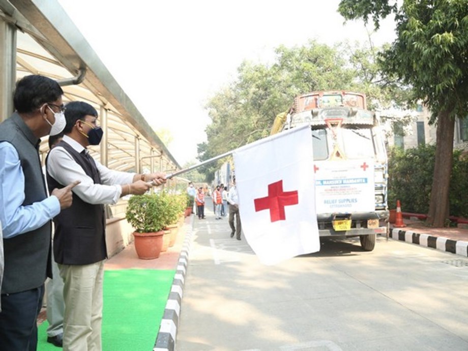 Mansukh Mandaviya flags off Red Cross trucks for donation of blankets, medicines, other relief materials Mansukh Mandaviya flags off Red Cross trucks for donation of blankets, medicines, other relief materials