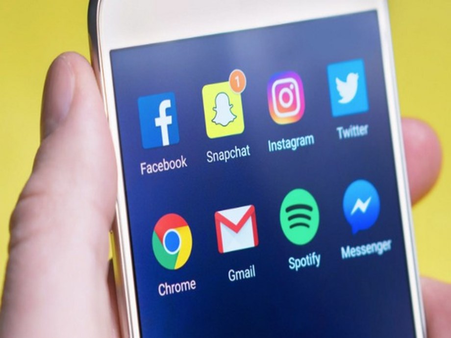 Australian government announces anti-trolling laws Australian government announces anti-trolling laws