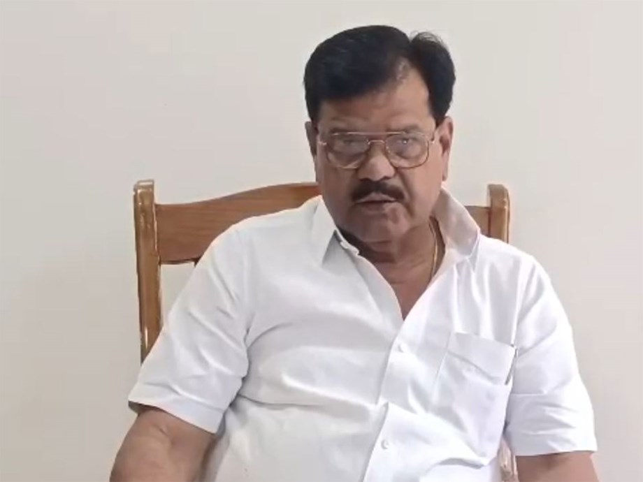 Leadership Battle Heats Up in Karnataka Congress