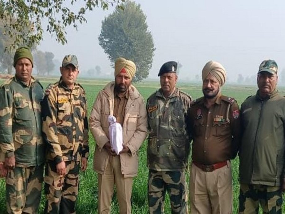 BSF-Punjab Police Thwart Narcotics Smuggling in Tarn Taran BSF-Punjab Police Thwart Narcotics Smuggling in Tarn Taran