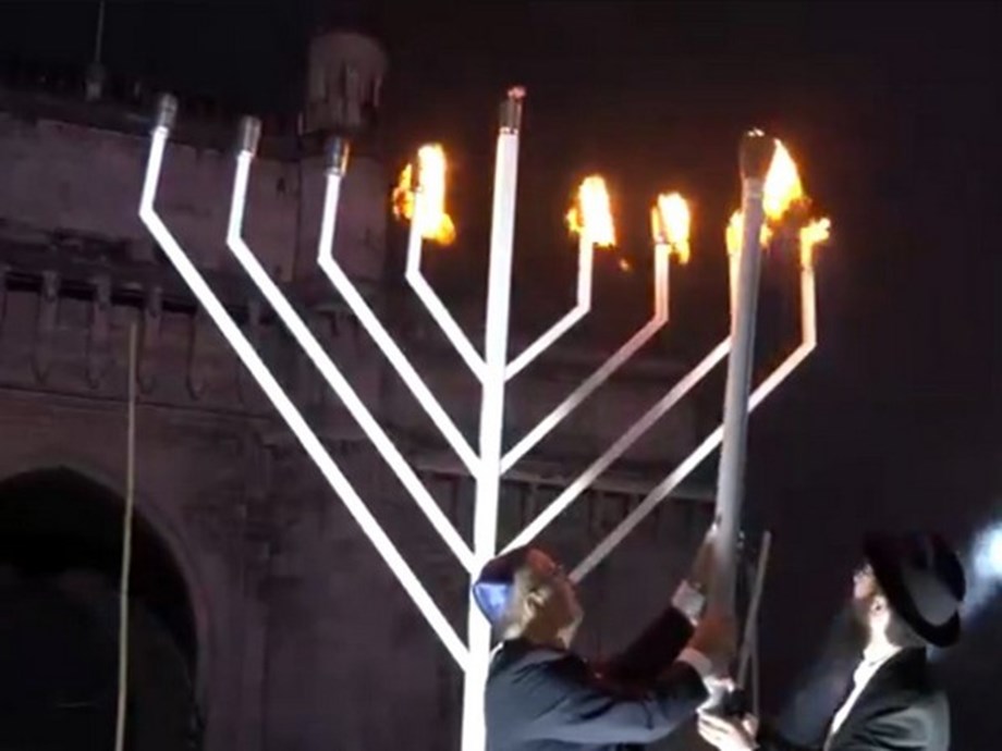 Hanukkah Shines Bright at Mumbai’s Gateway of India Hanukkah Shines Bright at Mumbai’s Gateway of India