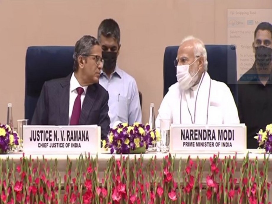 PM Modi attends joint conference of Chief Ministers and Chief Justices of High Courts PM Modi attends joint conference of Chief Ministers and Chief Justices of High Courts