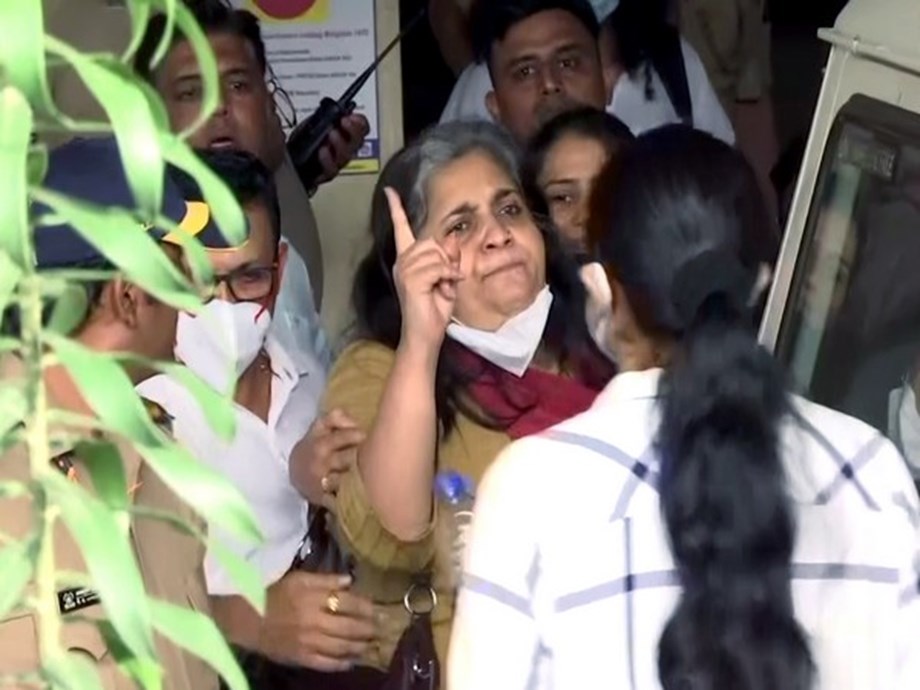 2002 Gujarat riots case: Ahmedabad court rejects bail plea of activist Teesta Setalvad, ex-DGP Sreekumar 2002 Gujarat riots case: Ahmedabad court rejects bail plea of activist Teesta Setalvad, ex-DGP Sreekumar