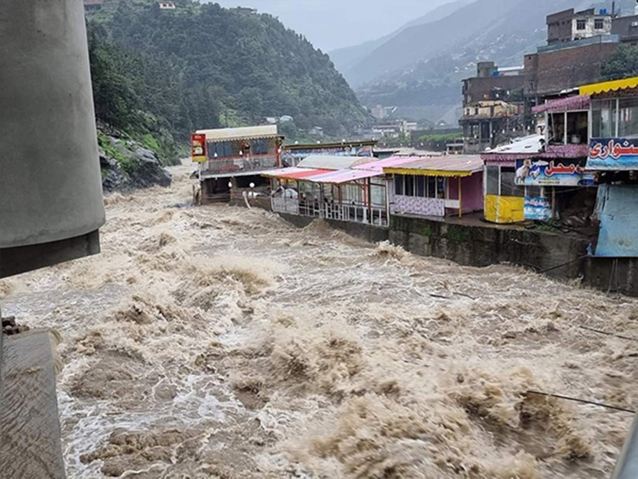 Global News Īss ziņojums: Taivāna sola pretuzbrukumu, ja Ķīnas spēki ienāks tās teritorijā;  Pakistānieši aizsargā savas mājas no postošiem plūdiem;  Piekļuve palīdzībai un vairāk