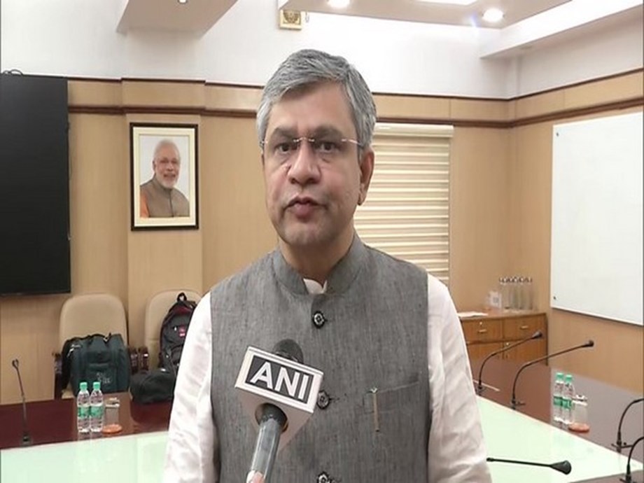 Rlys to manufacture coaches for Vande Bharat trains at Kapurthala, Raebareli: Vaishnaw Rlys to manufacture coaches for Vande Bharat trains at Kapurthala, Raebareli: Vaishnaw