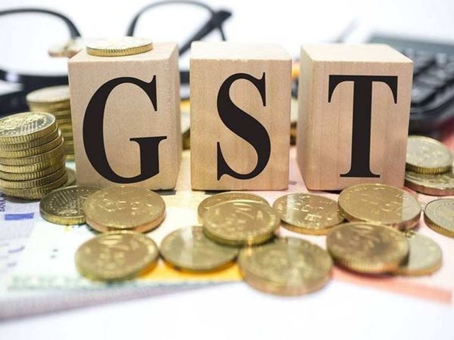 GST Council defers rate hike on textiles : Andhra FM GST Council defers rate hike on textiles : Andhra FM
