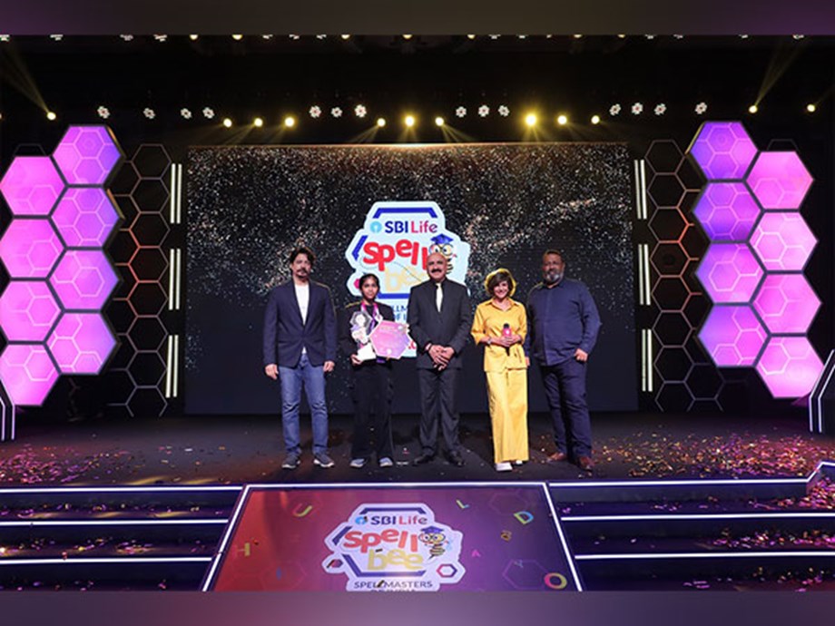 Mandira Bedi Joins Full Circle: Advocating Mental Wellness Mandira Bedi Joins Full Circle: Advocating Mental Wellness