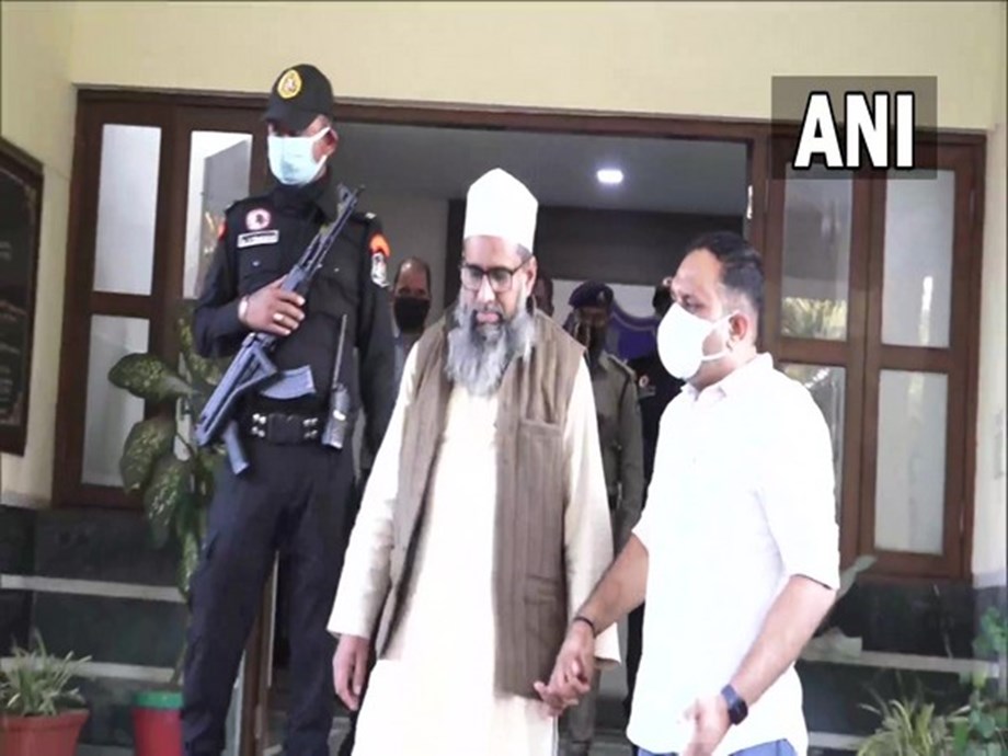 Gujarat ATS arrests Delhi-based cleric in Kishan Bharwad murder case Gujarat ATS arrests Delhi-based cleric in Kishan Bharwad murder case