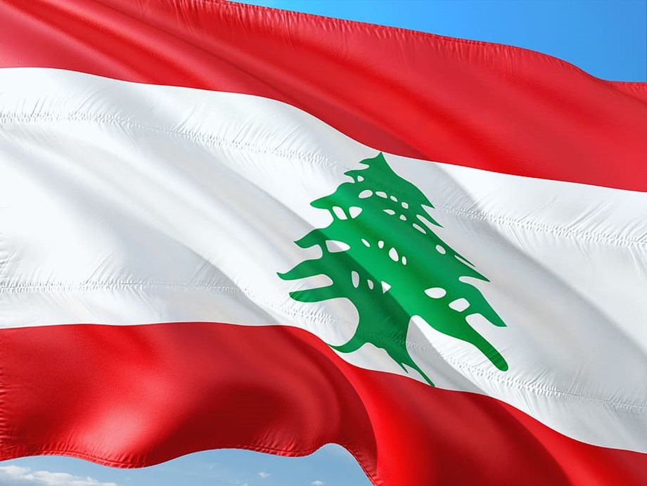 يجري لبنان أول تصويت منذ الانفجار ، الانهيار المالي