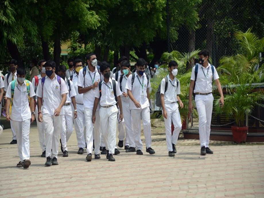 Schools in Delhi reopen amid strict COVID-19 safety guidelines Schools in Delhi reopen amid strict COVID-19 safety guidelines