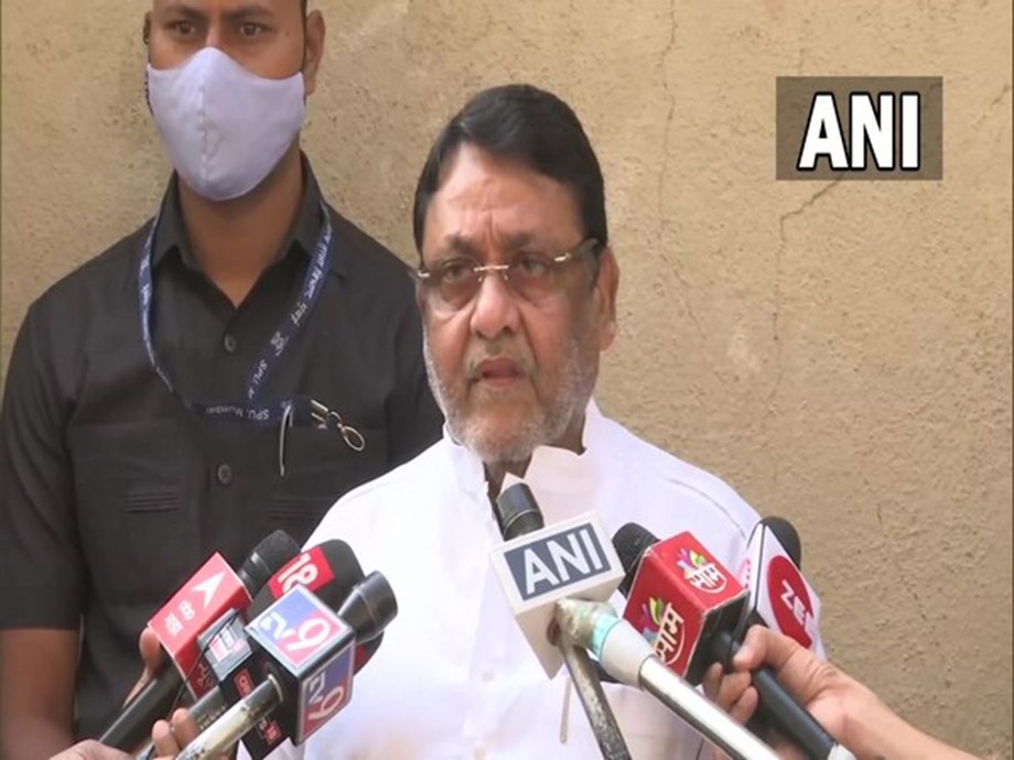 Nawab Malik reiterates his allegations on Sameer Wankhede, says his fight is against fraud not based on religion Nawab Malik reiterates his allegations on Sameer Wankhede, says his fight is against fraud not based on religion