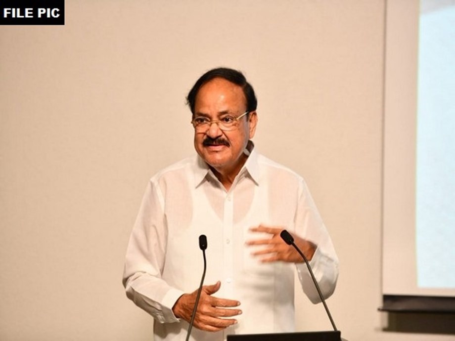 Naidu congratulates ISRO for successful launch of satellites Naidu congratulates ISRO for successful launch of satellites