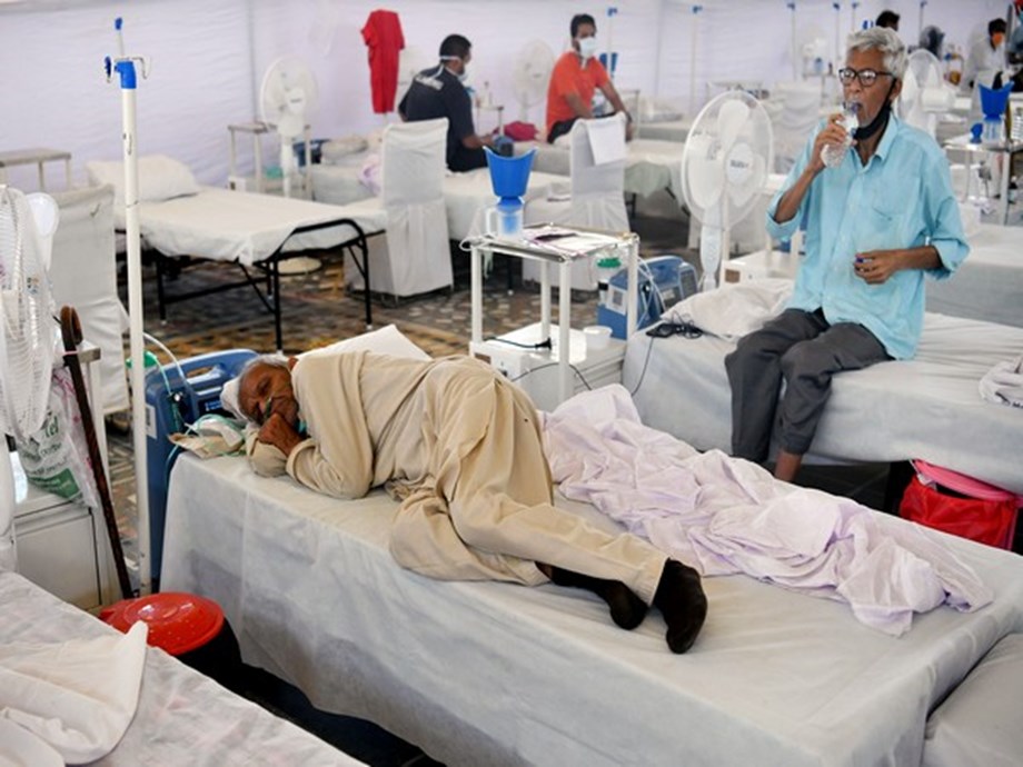 Delhi: COVID positive International passengers to be isolated at institutional facilities Delhi: COVID positive International passengers to be isolated at institutional facilities