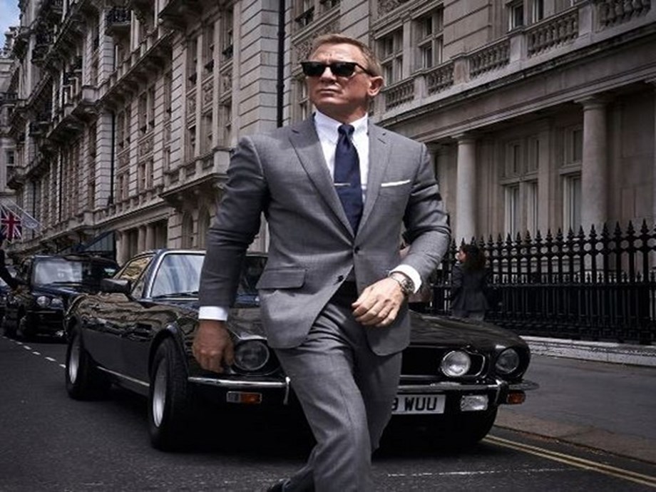 Daniel Craig's James Bond swansong 'No Time To Die' debuts f...