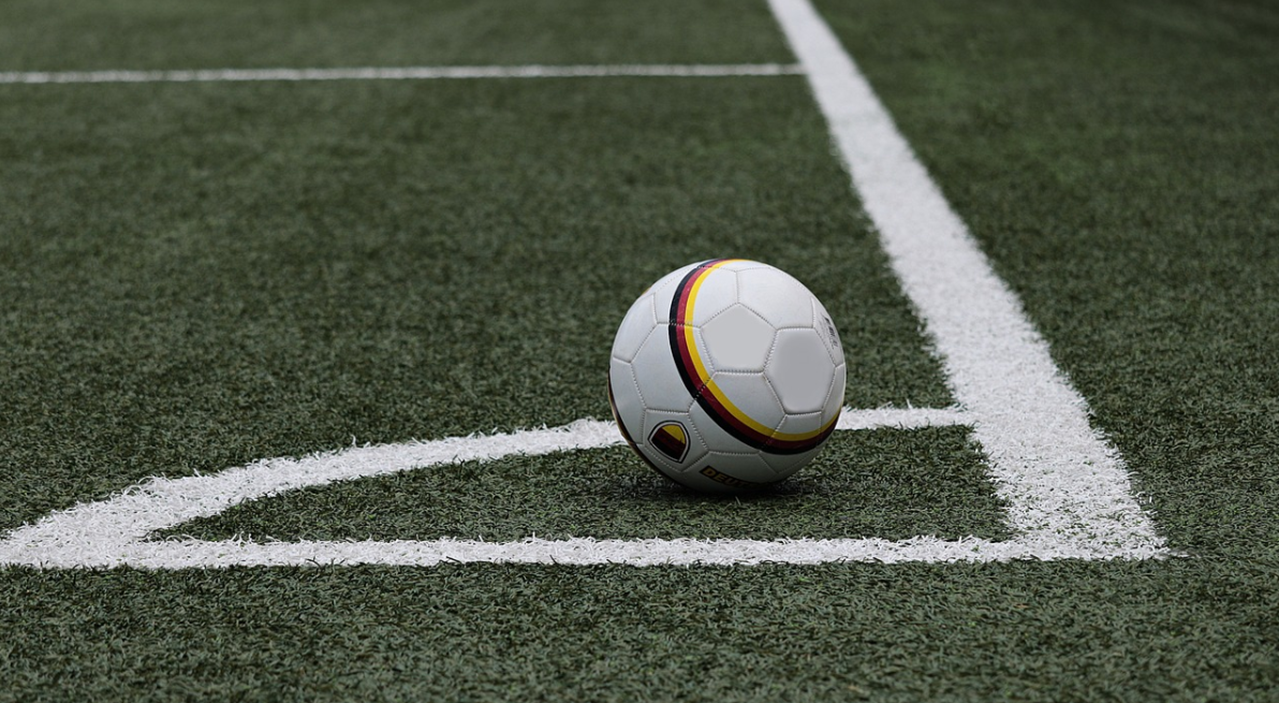 SEPAKBOLA – Indonesia menunda pertandingan ulang yang ‘berisiko’ dalam pertandingan yang diwarnai dengan serangan maut
