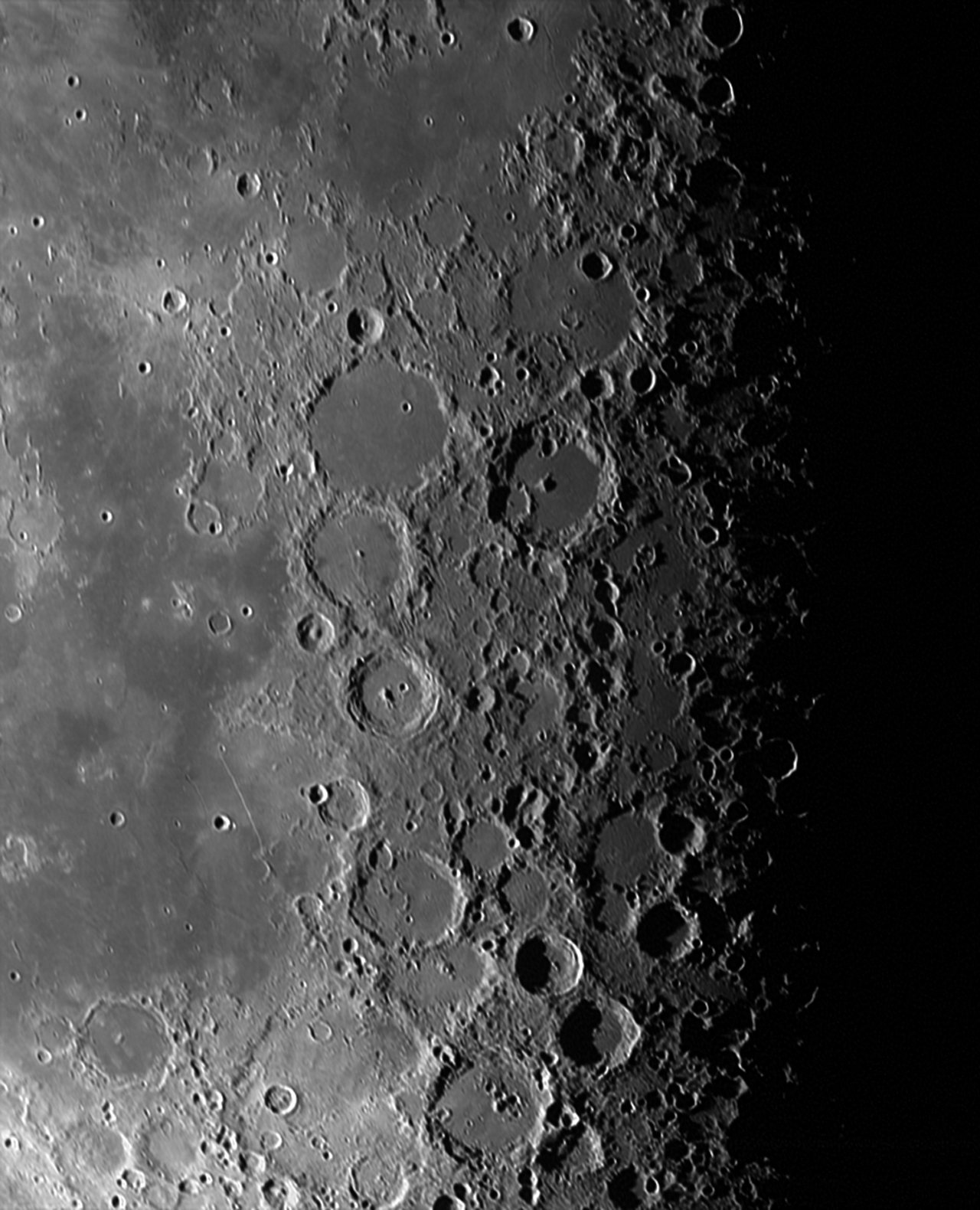 Pequeñas cámaras de la NASA para capturar imágenes valiosas durante el descenso y aterrizaje lunar